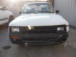 1994 TOYOTA PICKUP STANDARD CAB BASE WHITE 2.4 MT Z20300